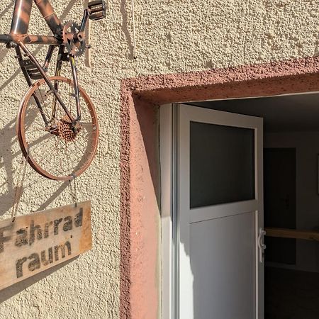Hotel & Restaurant Bruehler Hof فينتريش المظهر الخارجي الصورة