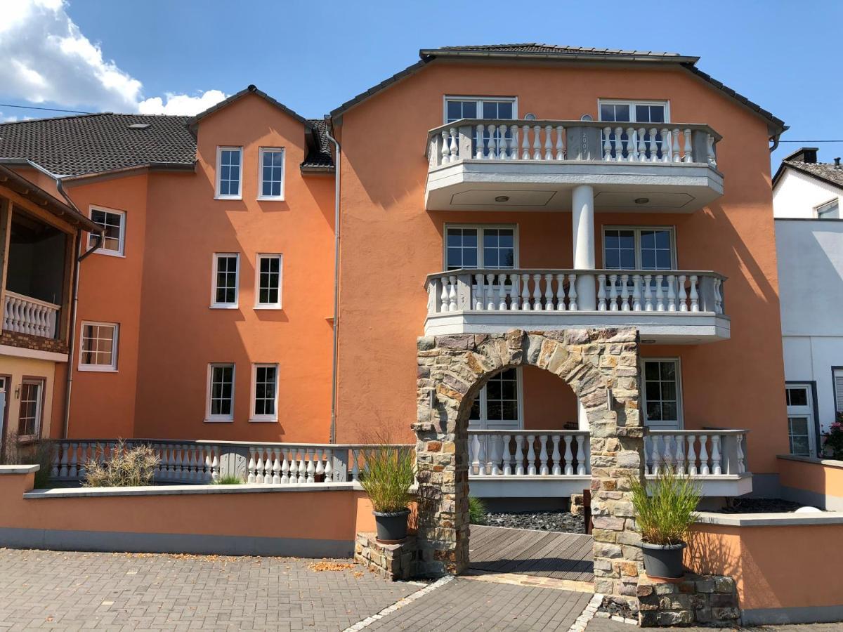 Hotel & Restaurant Bruehler Hof فينتريش المظهر الخارجي الصورة