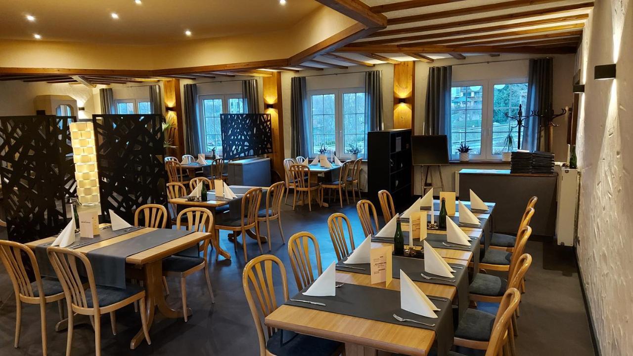 Hotel & Restaurant Bruehler Hof فينتريش المظهر الخارجي الصورة