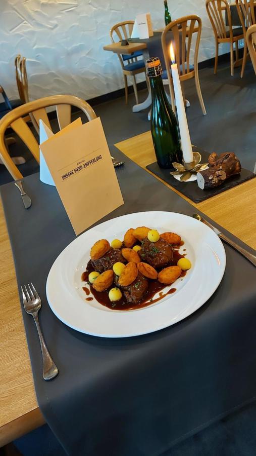 Hotel & Restaurant Bruehler Hof فينتريش المظهر الخارجي الصورة