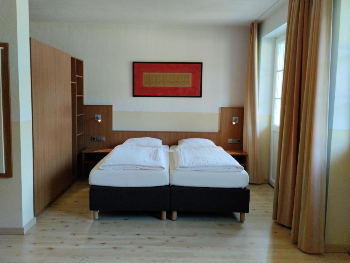 Hotel & Restaurant Bruehler Hof فينتريش المظهر الخارجي الصورة
